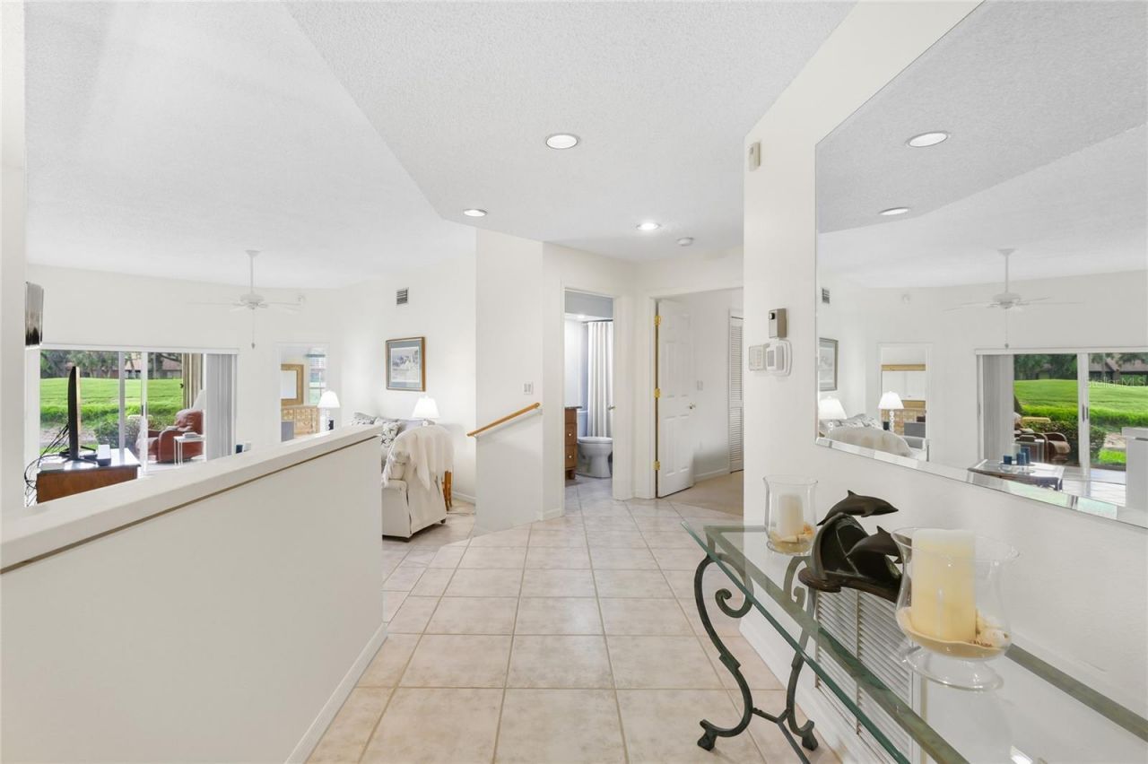 5590 Golf Pointe Drive, Unit 5590, Sarasota, FL 34243 Photo