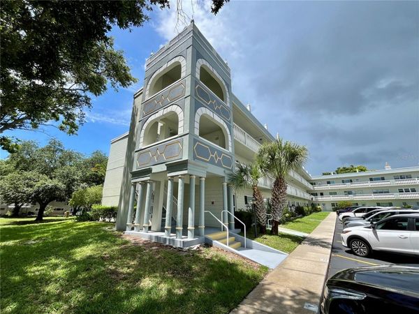 2292 COSTA RICAN DRIVE , Unit 22, CLEARWATER, FL 33763