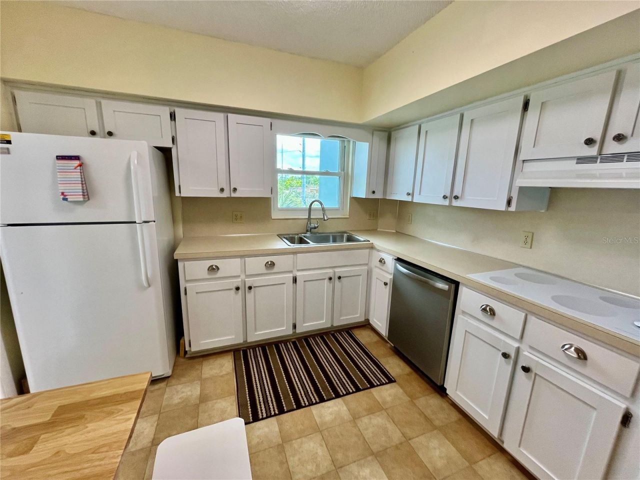2292 Costa Rican Drive, Unit 22, Clearwater, FL 33763 Photo