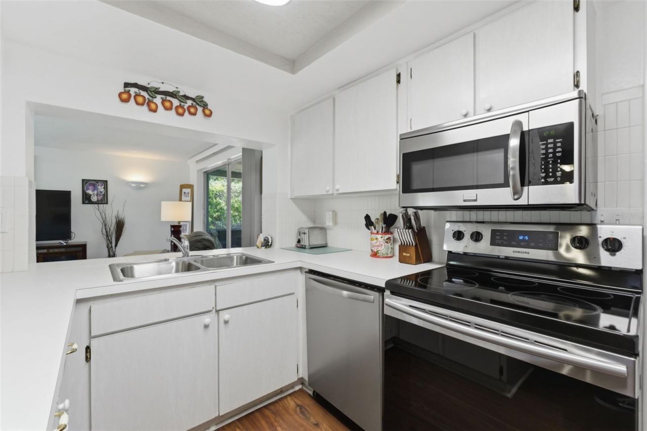 12219 Quail Run Row, Bayonet Point, FL 34667 Photo