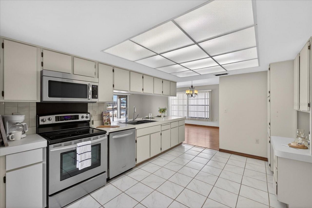 6236 Bayside Drive, New Port Richey, FL 34652 Photo