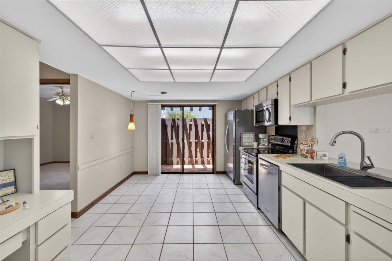 6236 Bayside Drive, New Port Richey, FL 34652 Photo