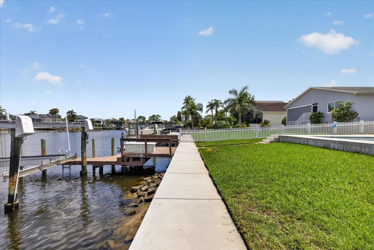 6236 Bayside Drive, New Port Richey, FL 34652 Photo