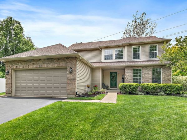 204 Dickens Trail , Elgin, IL 60120