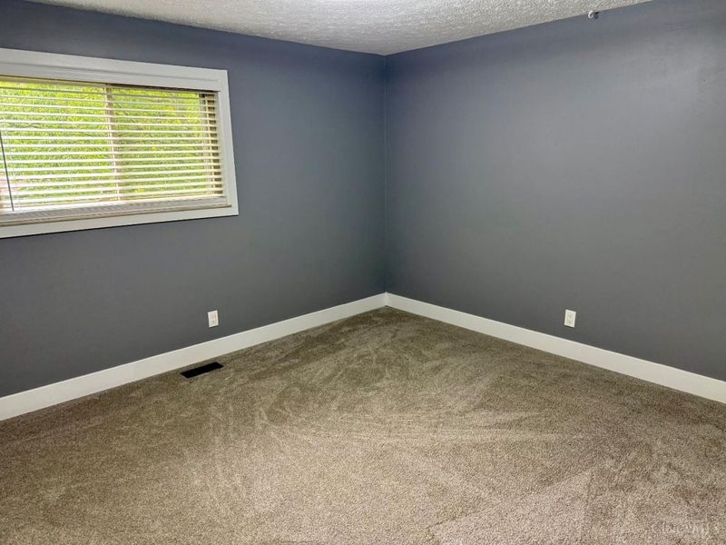 3275 Danbury Road, Fairfield, OH 45014 Photo 10