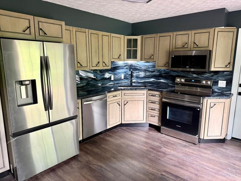 3275 Danbury Road, Fairfield, OH 45014 Photo 6