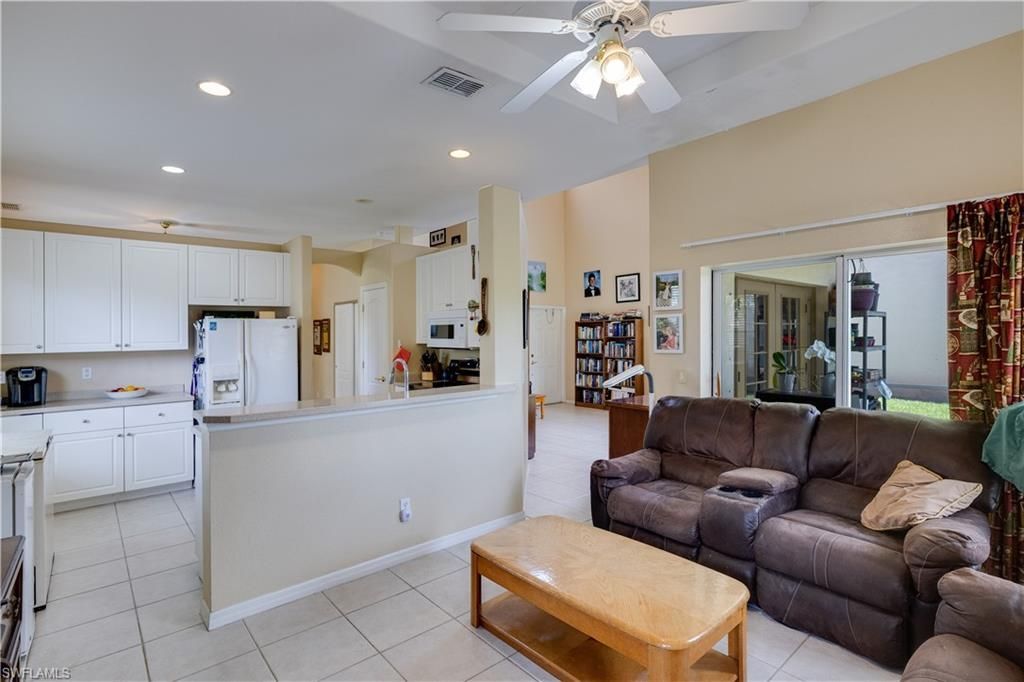 8830 Spring Mountain Way, Fort Myers, FL 33908 Photo