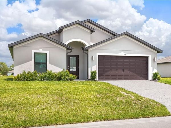 815 Gen D Macarthur AVE , LABELLE, FL 33935