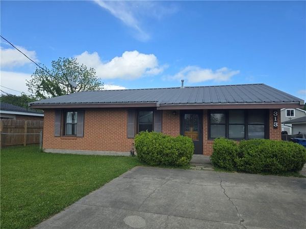 313 BARTON Avenue , Luling, LA 70070