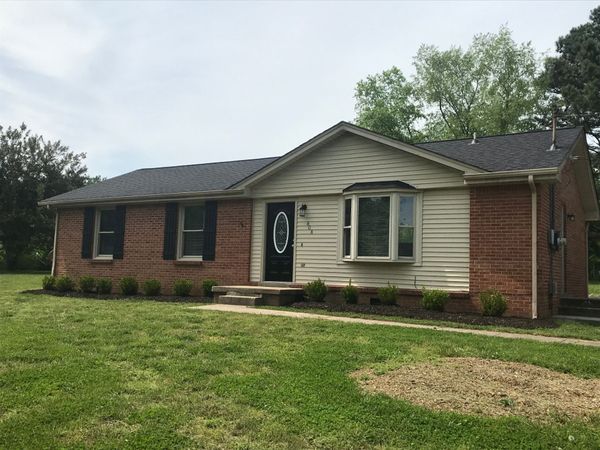 808 Bedford Dr, Clarksville, TN 37042