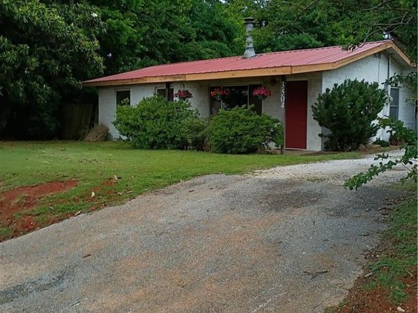 3504 W Mount Comfort Road , Fayetteville, AR 72704