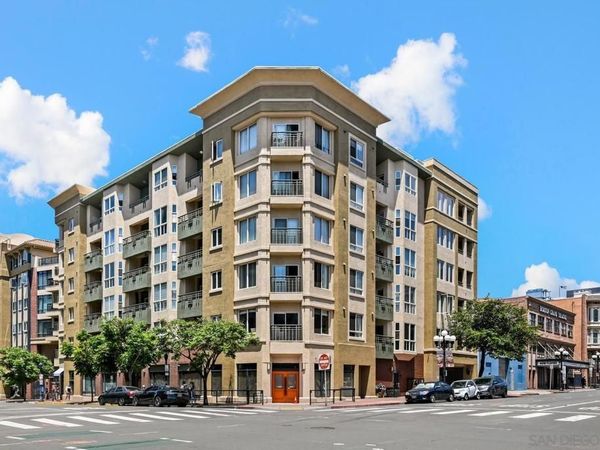 330 J St., Unit 201, San Diego, CA 92101