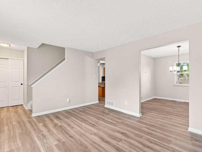 6328 Shaftsbury Lane, Dublin, OH 43017 Photo 11