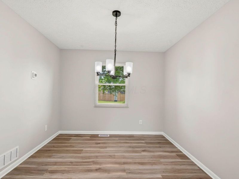 6328 Shaftsbury Lane, Dublin, OH 43017 Photo 12