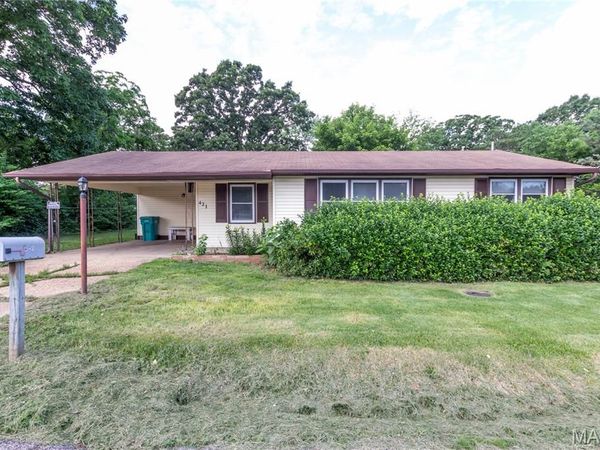 421 Scottsdale Drive , Sullivan, MO 63080