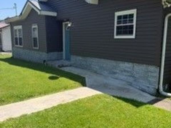 364 Campbells Creek Drive, Charleston, WV 25306