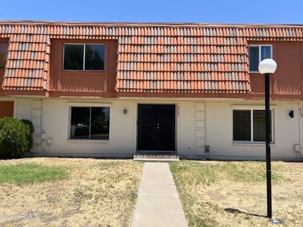 4745 W NORTHERN Avenue, Glendale, AZ 85301