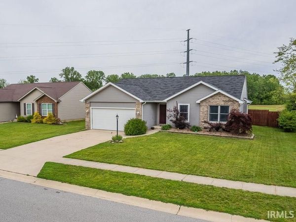 14998 Towne Park Run, Huntertown, IN 46748