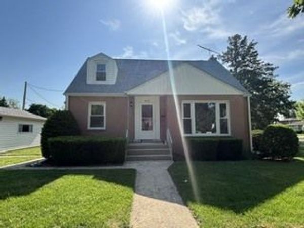 1515 Orchard Street , Des Plaines, IL 60018