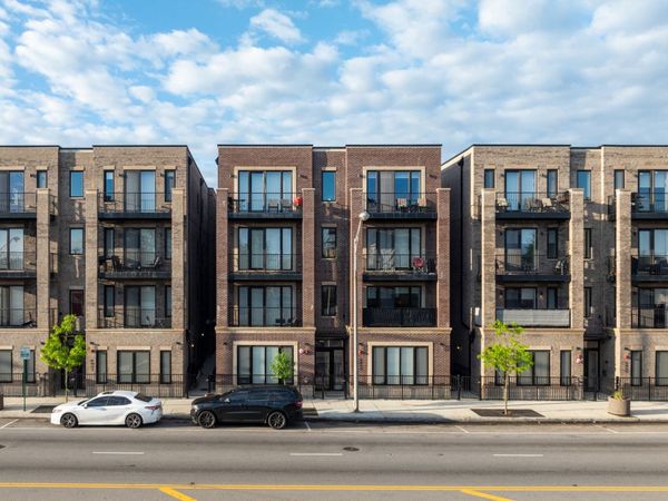 6031-37 W North Avenue , Oak Park, IL 60302