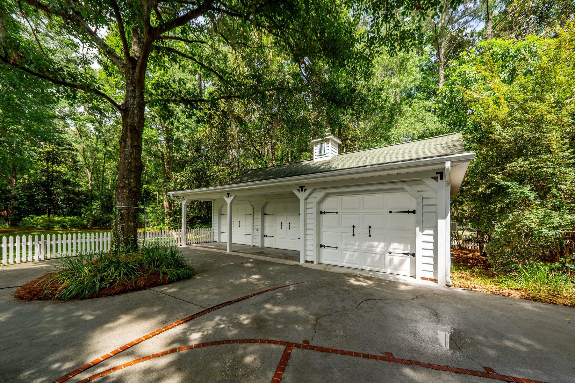 101 Drayton Drive Photo 101