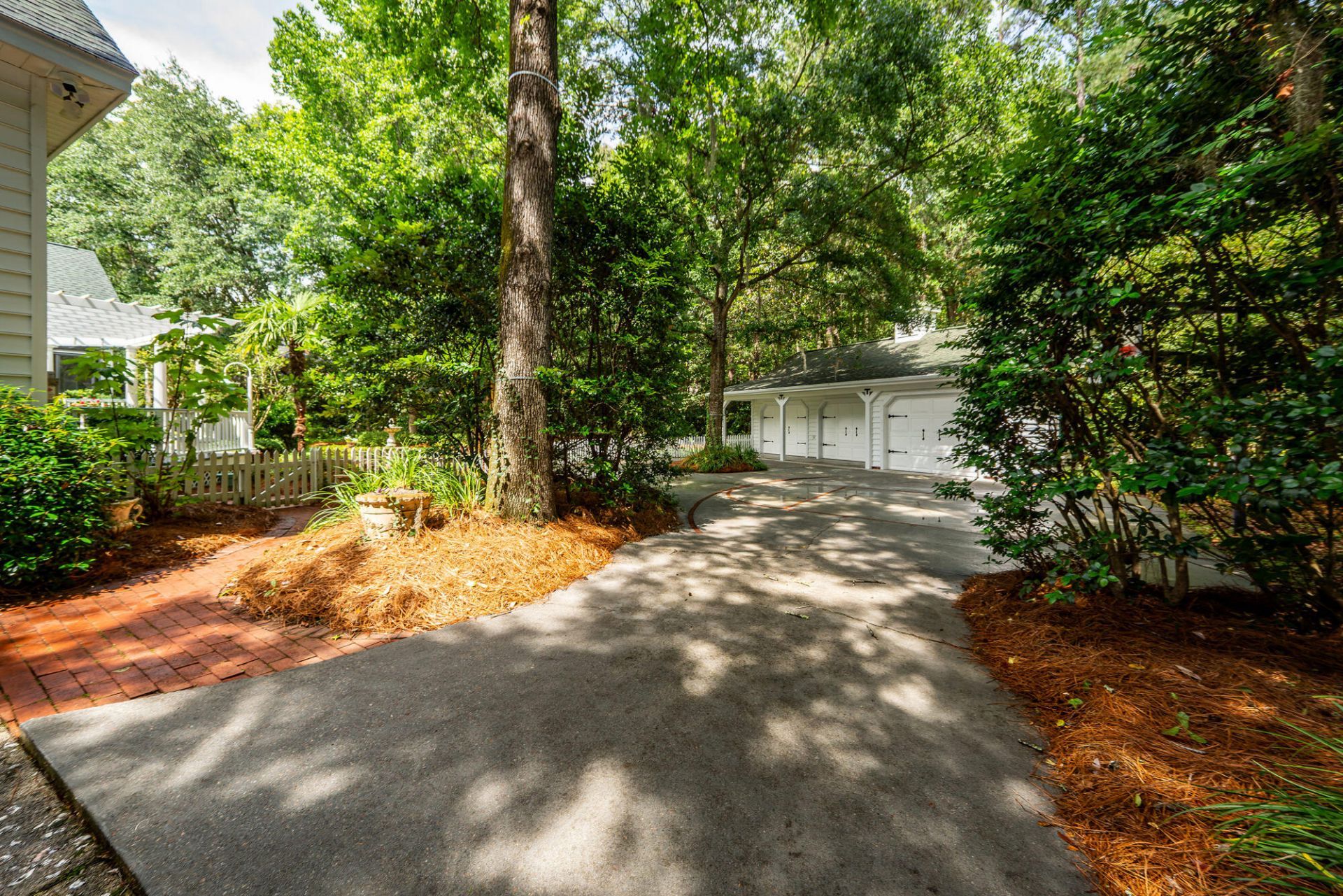 101 Drayton Drive Photo 103