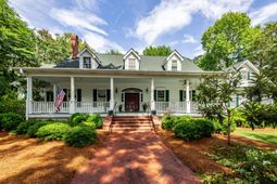 101 Drayton Drive photo 4