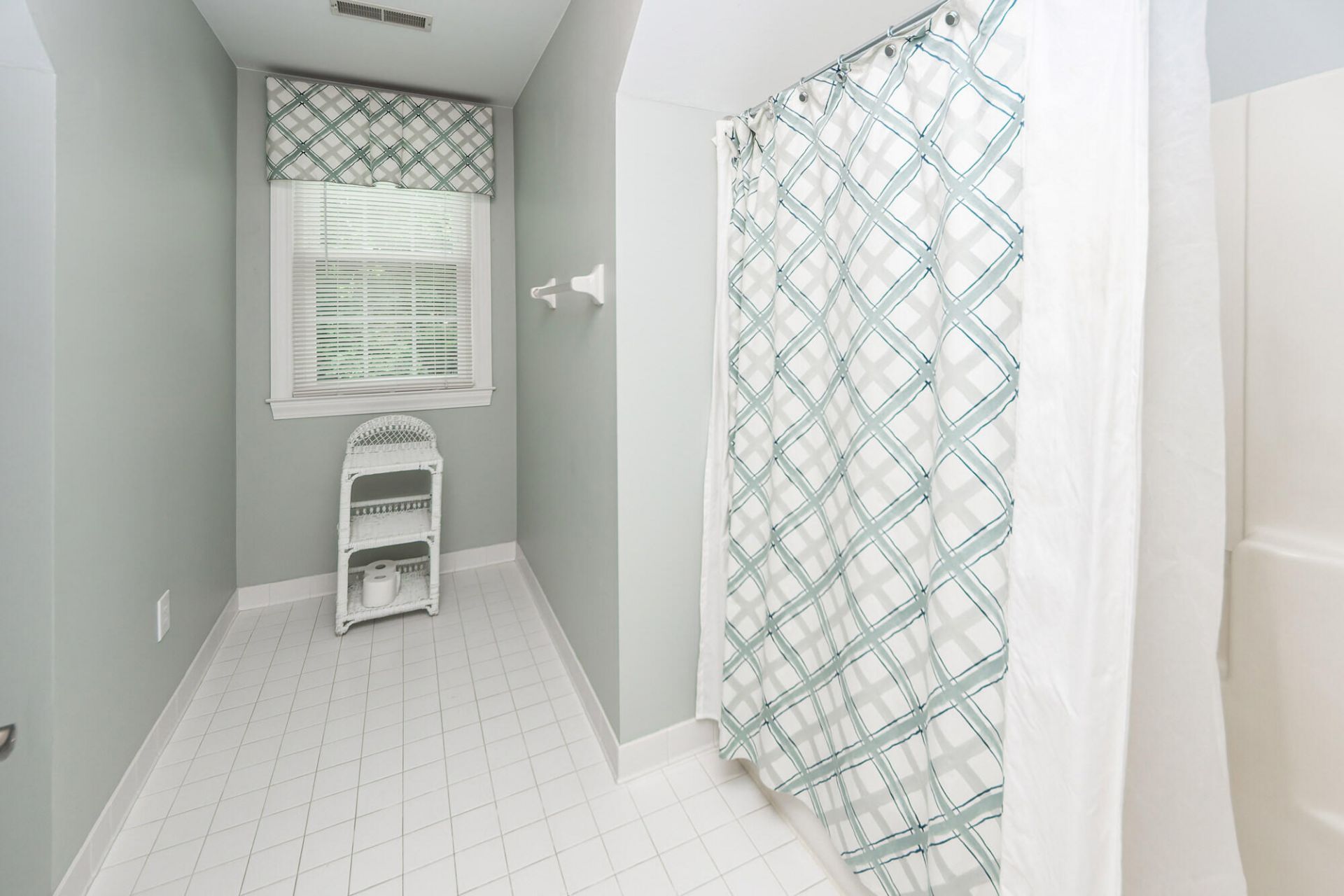101 Drayton Drive Photo 63