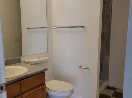 7206 Willowwest Ct, Sacramento, CA 95828 Photo