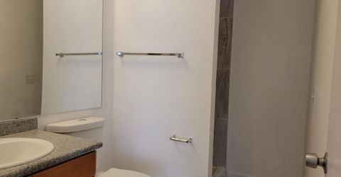 7206 Willowwest Ct, Sacramento, CA 95828 Photo