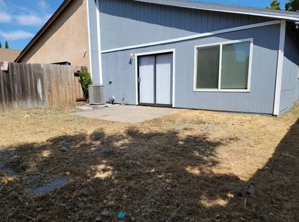 7206 Willowwest Ct, Sacramento, CA 95828 Photo