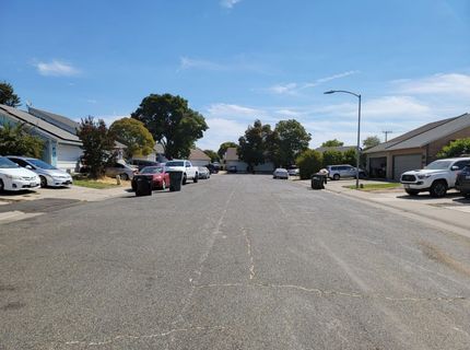 7206 Willowwest Ct, Sacramento, CA 95828 Photo