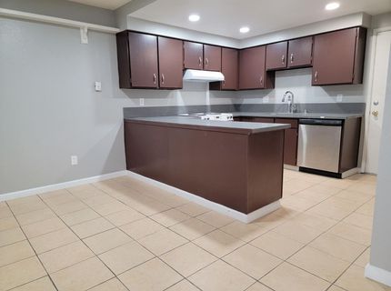 7206 Willowwest Ct, Sacramento, CA 95828 Photo