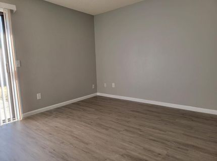 7206 Willowwest Ct, Sacramento, CA 95828 Photo