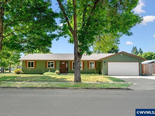 6237 Woodlawn Dr NE, Keizer, OR 97303