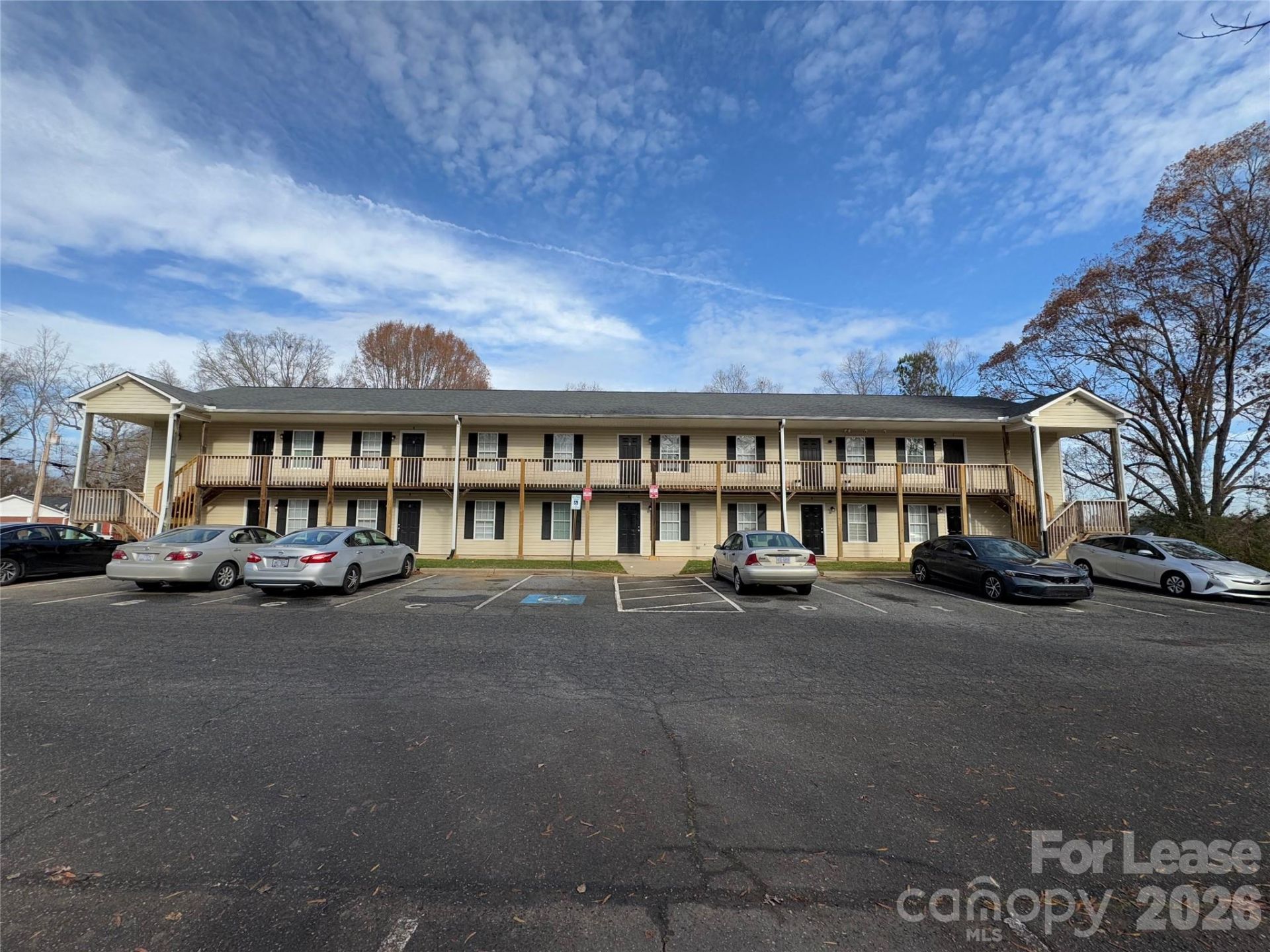 320 Hamilton Drive Ne, Unit H, Concord, NC 28025 Main Photo