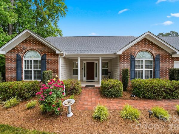 3422 N Bay Drive , Granite Falls, NC 28630