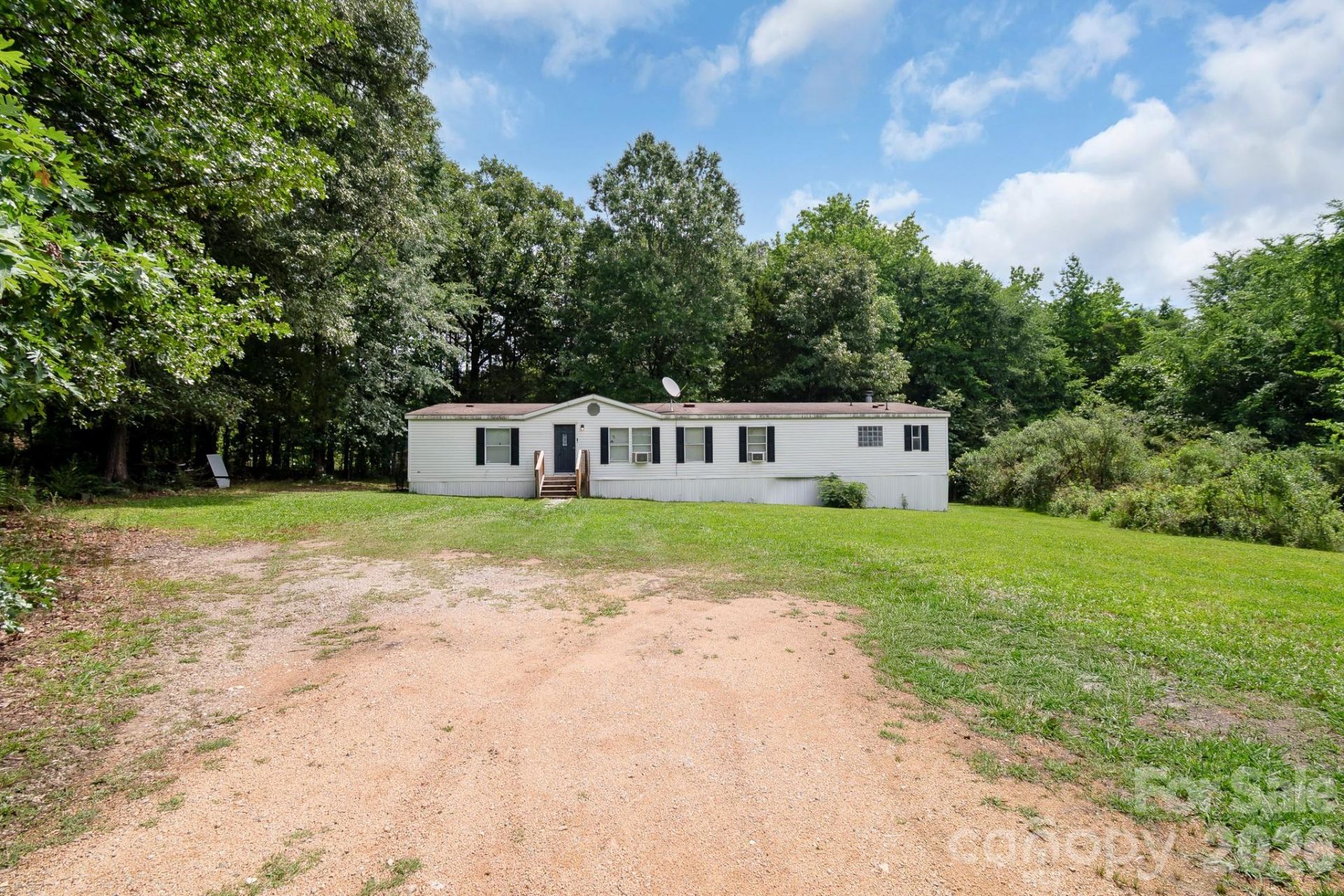 1046 Mckinney Lane, Lancaster, SC 29720 Main Photo