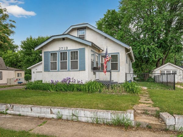 2719 16th Avenue E, North Saint Paul, MN 55109