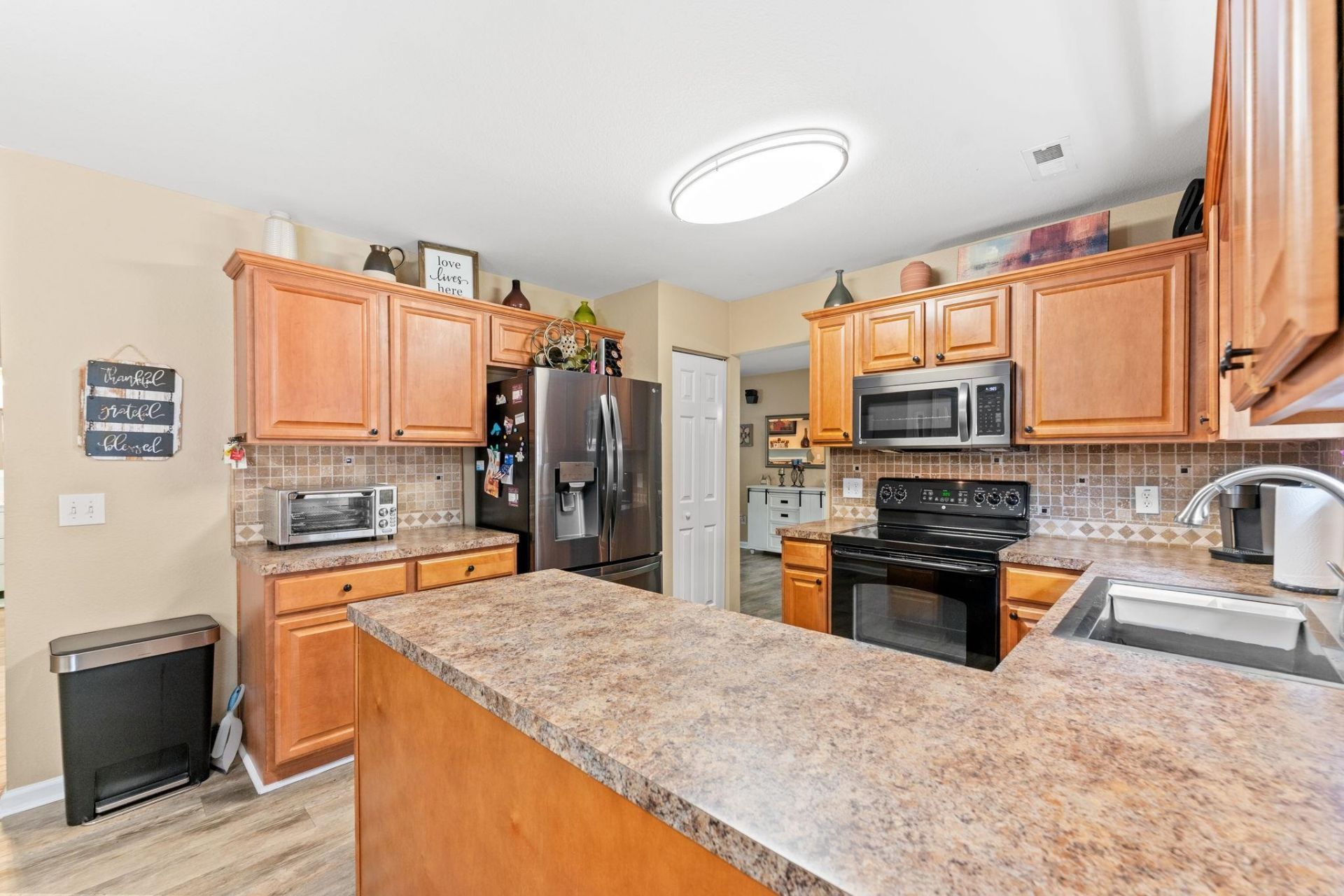 7061 Birnamwood Ct.  Photo 10