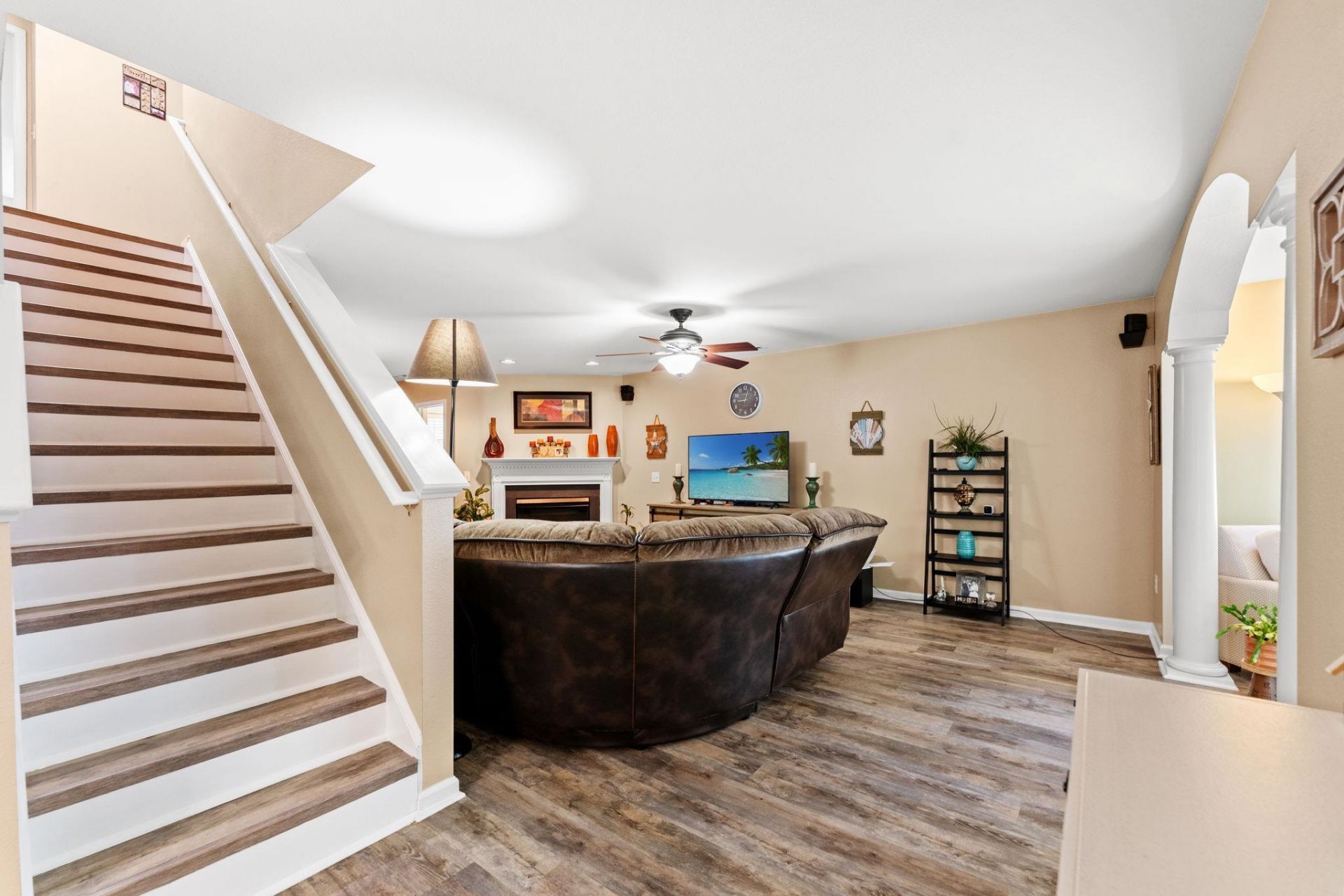 7061 Birnamwood Ct.  Photo 12