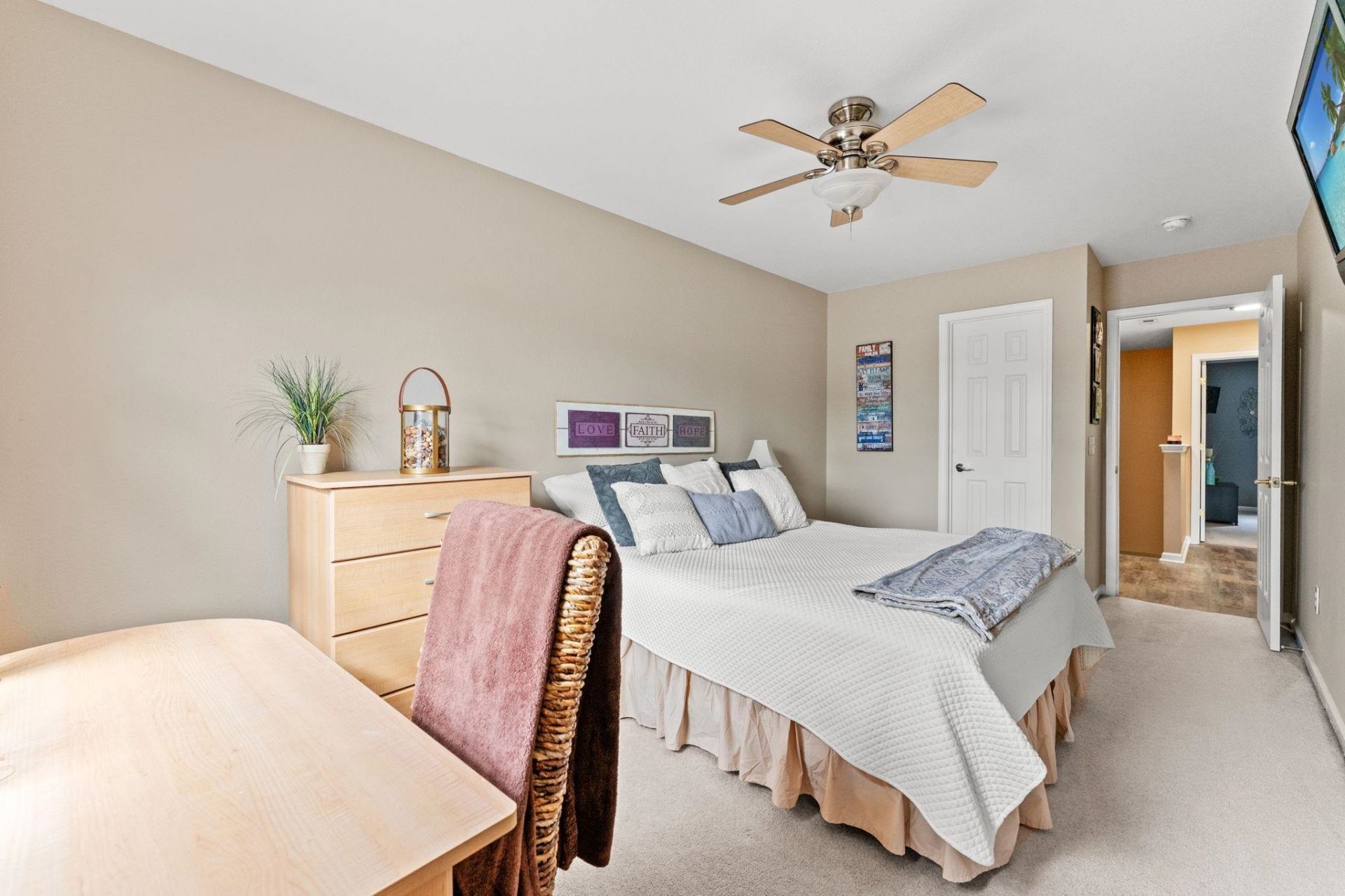 7061 Birnamwood Ct.  Photo 19