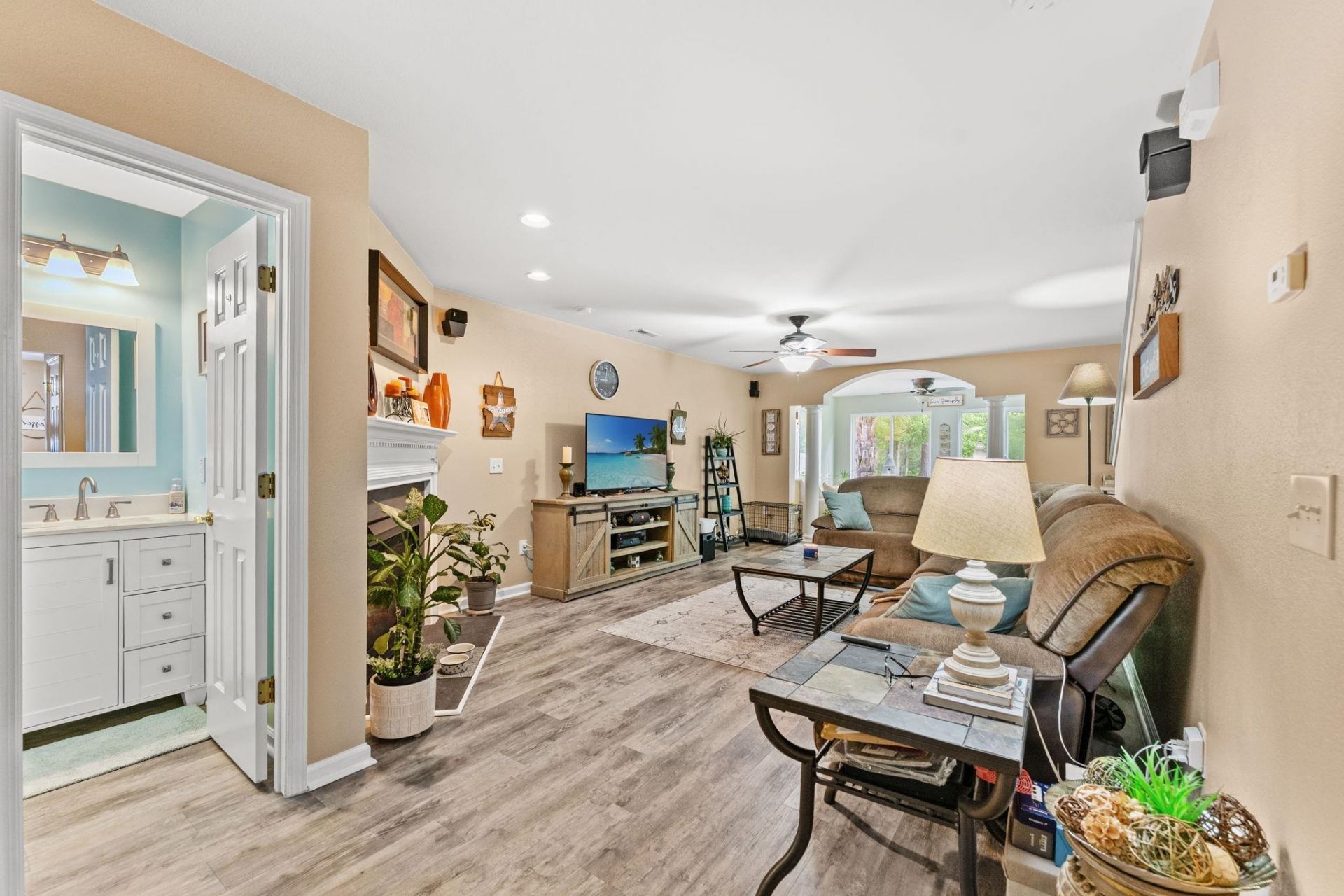7061 Birnamwood Ct.  Photo 5
