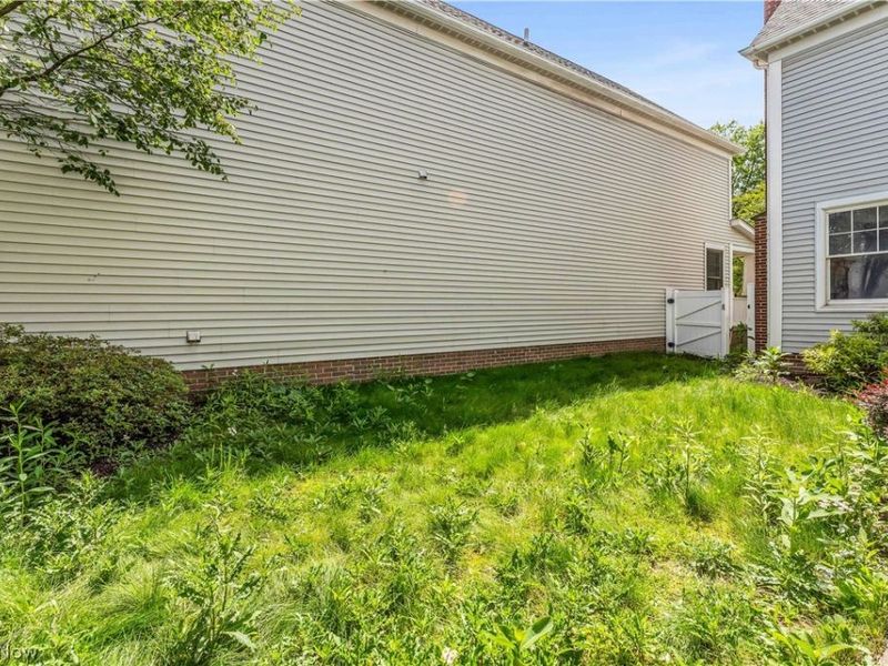 1965 E 83rd Street, Cleveland, OH 44103 Photo 40