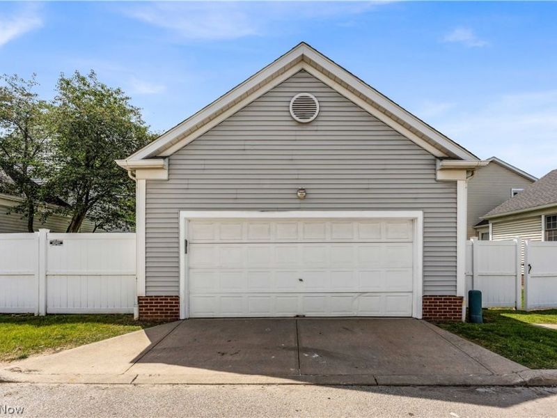 1965 E 83rd Street, Cleveland, OH 44103 Photo 41