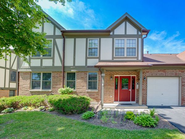 310 Carriage Way , Unit 2D, Bloomingdale, IL 60108
