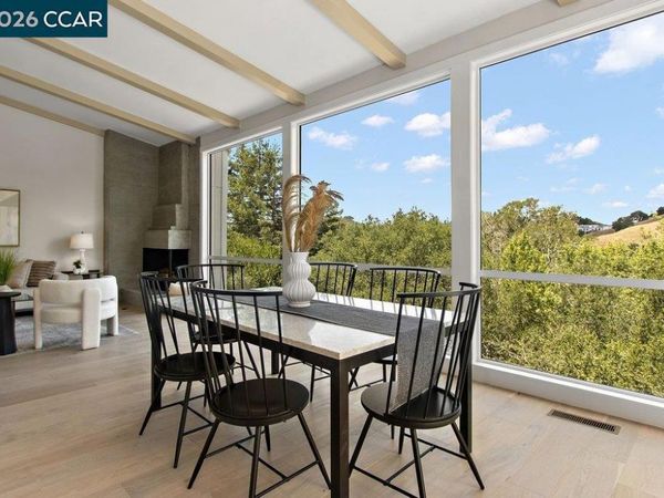16 Sunnyside Ct, Orinda, CA 94563