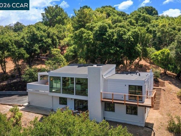 16 Sunnyside Ct, Orinda, CA 94563