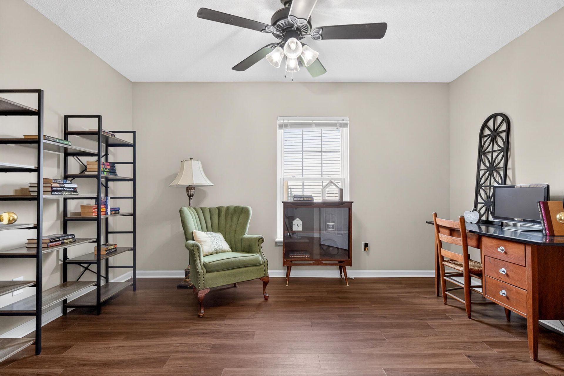 426 Dovetail Circle Photo 17