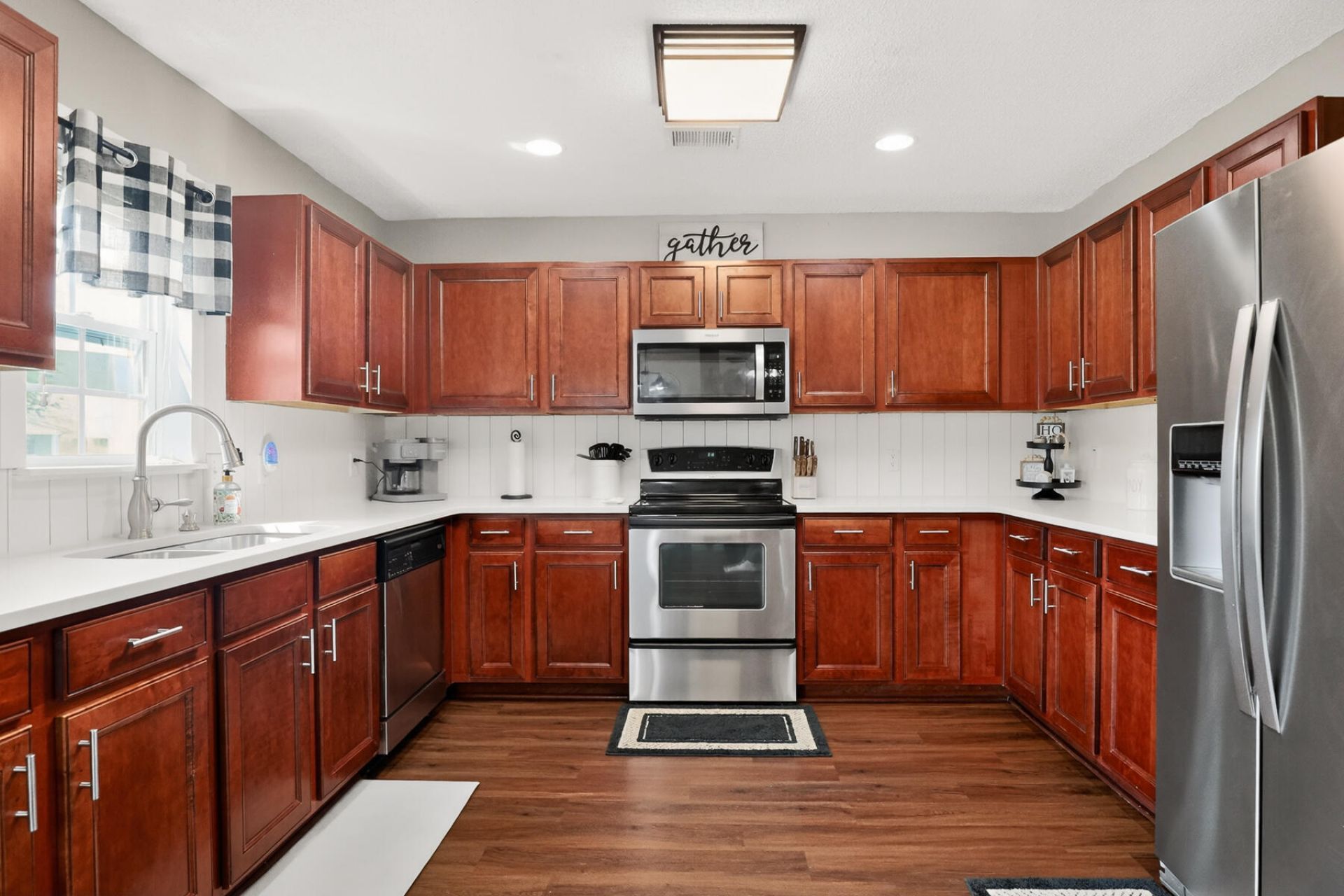 426 Dovetail Circle Photo 19